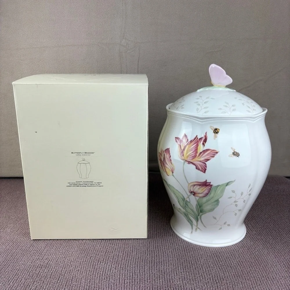 Lenox Butterfly Meadow Large Canister Louise Le Luyer Porcelain Pink Butterfly